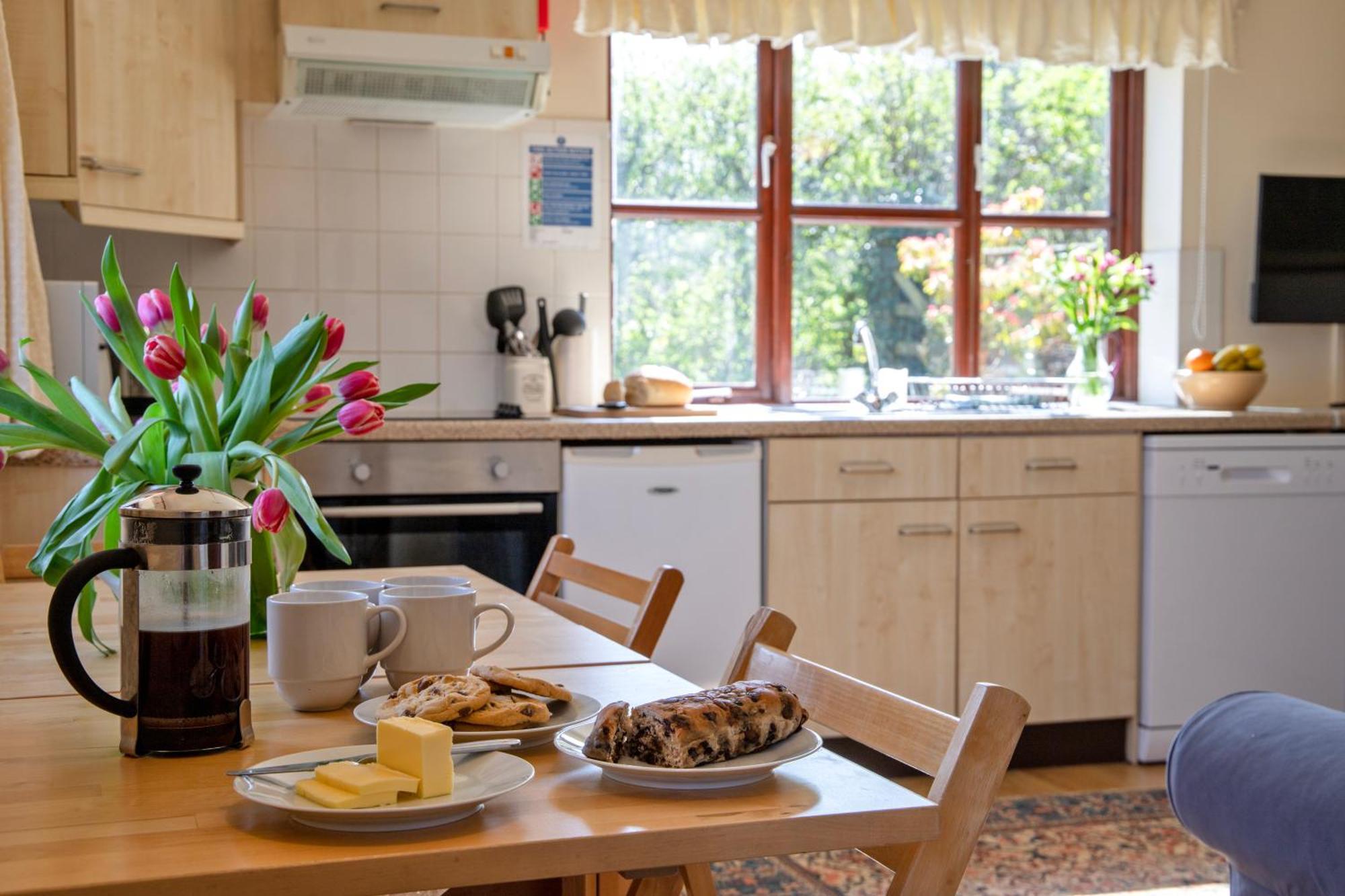 Charlie'S Cottage With Alpacas And 7Mins Drive To Alton Towers Denstone Extérieur photo
